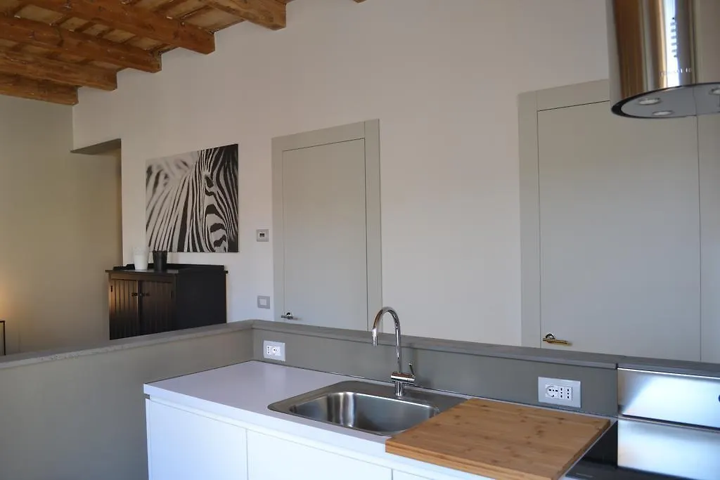 Porta 22 Charme&Relax Apartment Bergamo 0*,  Italy