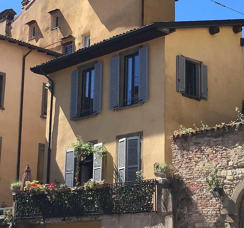 Porta 22 Charme&Relax Apartment Bergamo